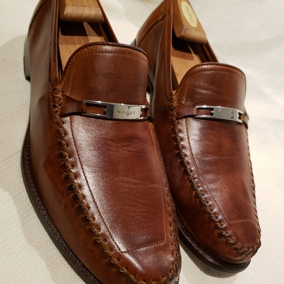 Bruno Magali - Picture 2 of 5